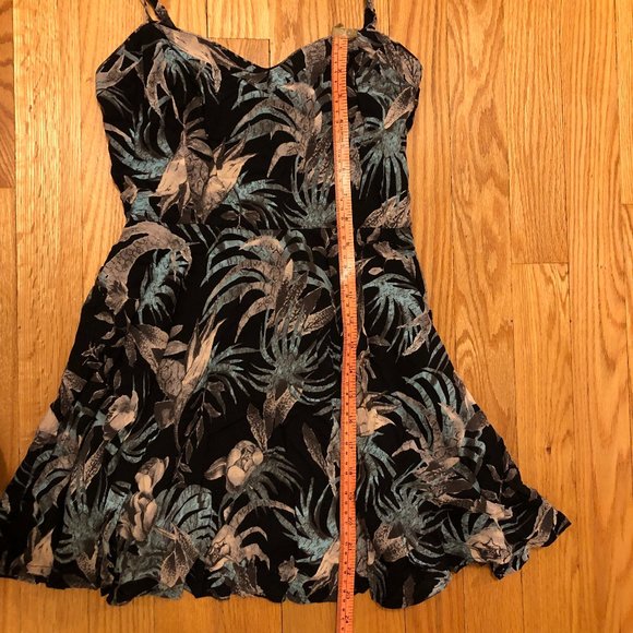 Talula/Aritzia Lipinski Skater Dress - Picture 9 of 14